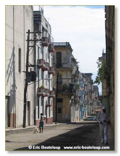 608_CUBA_2004