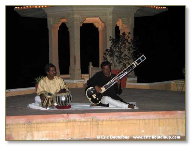 204_INDE_2003_Mars_Samode