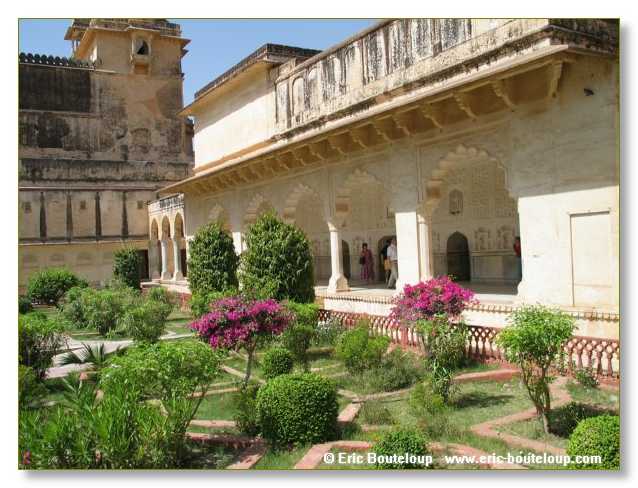 215_INDE_2003_Mars_Samode_Jaipur