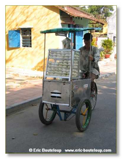 134_Splendeurs_d_Indochine_2005_02_03