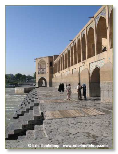 002_IRAN_2005