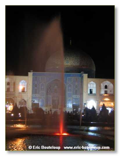070_IRAN_2005