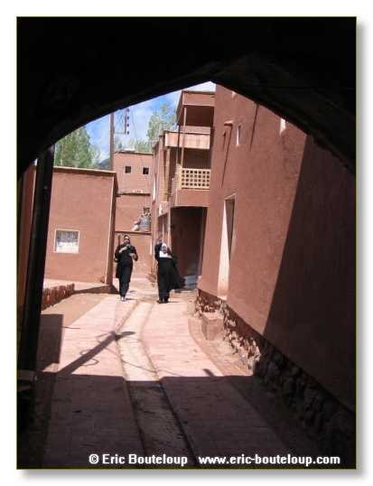 074_IRAN_2005