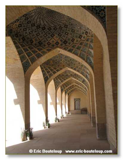 268_IRAN_2005