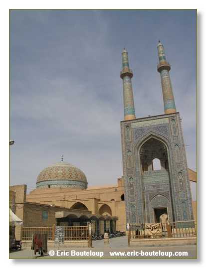 352_IRAN_2005