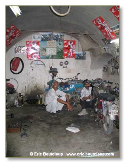356_IRAN_2005
