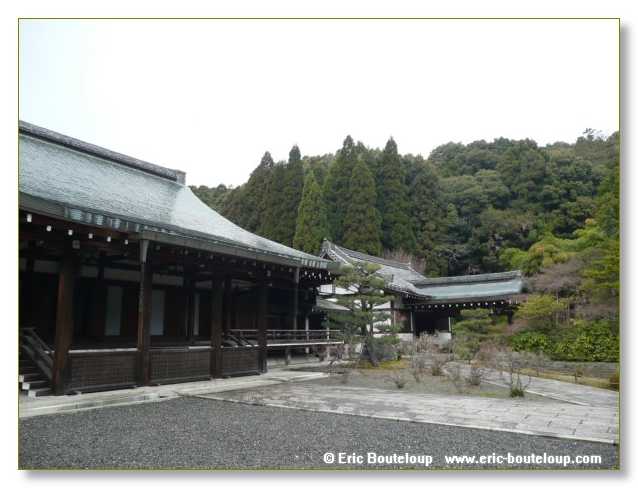 001_JAPON_Kyoto_meditation_Zen_et_Sakura_April_2008