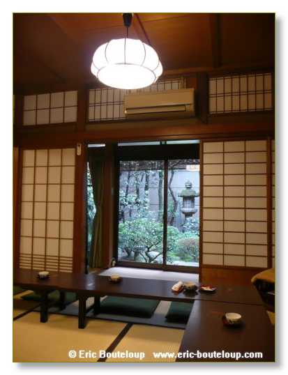 003_JAPON_Kyoto_meditation_Zen_et_Sakura_April_2008