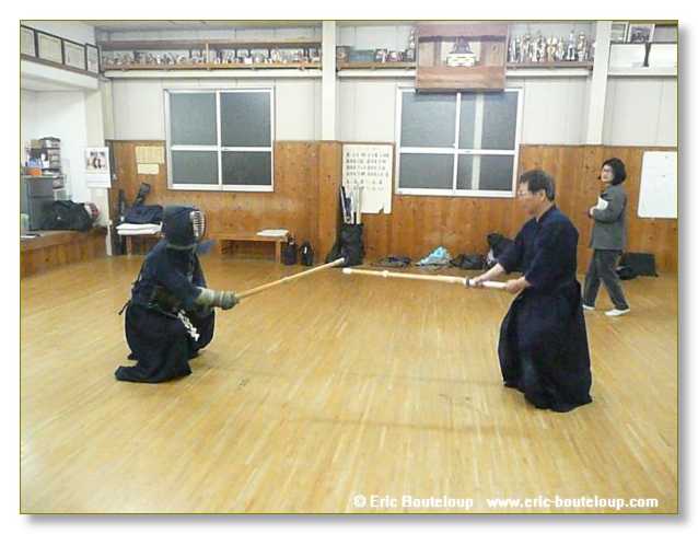 137_JAPON_Kyoto_meditation_Zen_et_Sakura_April_2008