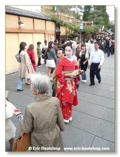 397_JAPON_Kyoto_meditation_Zen_et_Sakura_April_2008