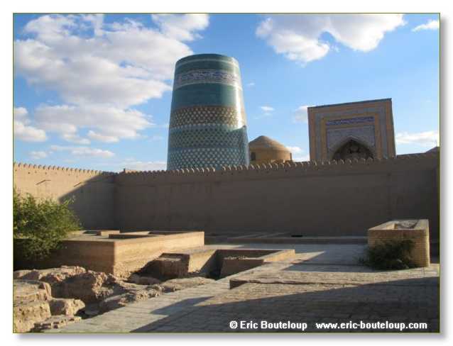 225_OUZBEKISTAN_2004_Khiva