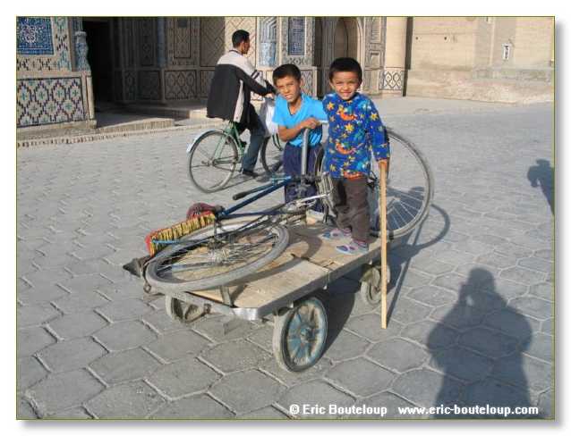 409_OUZBEKISTAN_2004_Boukhara