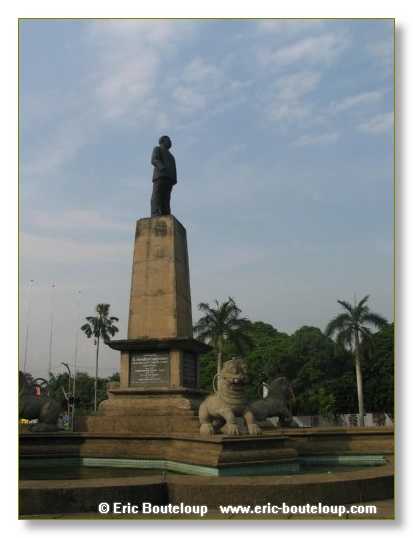 007_Sri_Lanka_2003_03