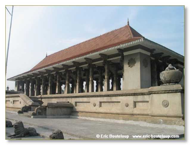 008_Sri_Lanka_2003_03