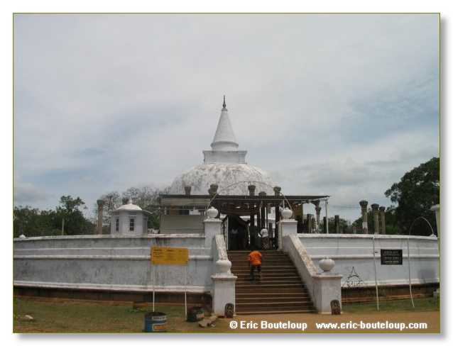 041_Sri_Lanka_2003_03