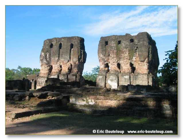 048_Sri_Lanka_2003_03