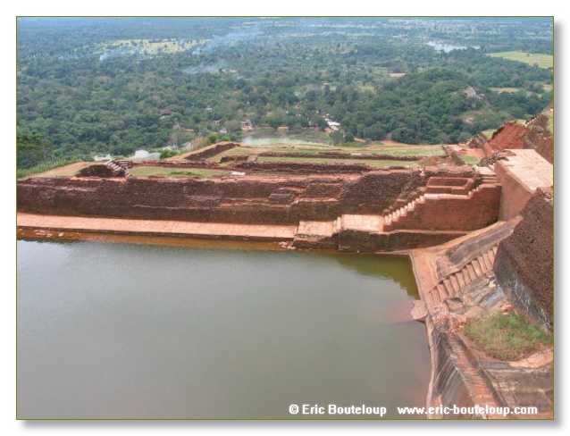 066_Sri_Lanka_2003_03