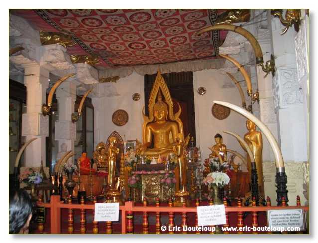 094_Sri_Lanka_2003_03