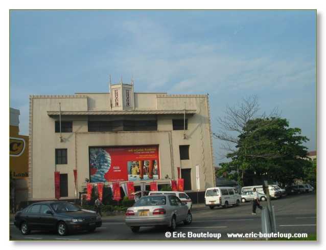 133_Sri_Lanka_2003_03