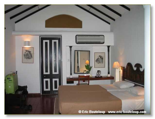 141_Sri_Lanka_2003_03