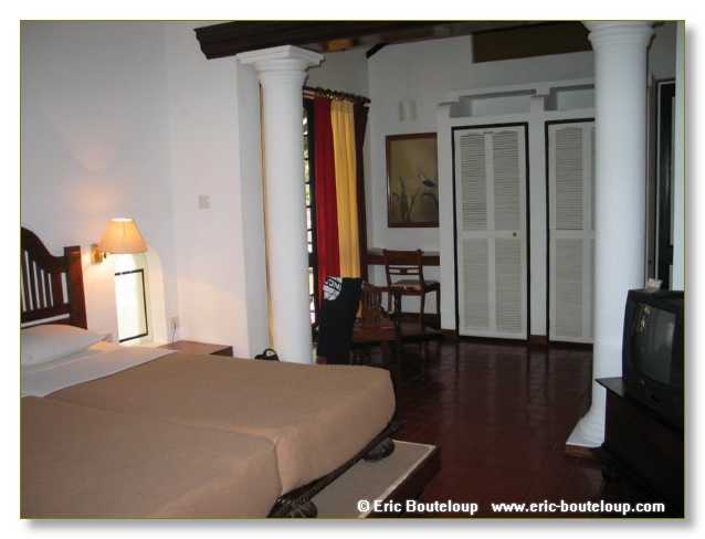 143_Sri_Lanka_2003_03