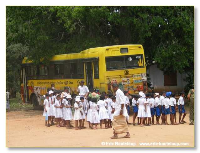 212_Sri_Lanka_2003_03