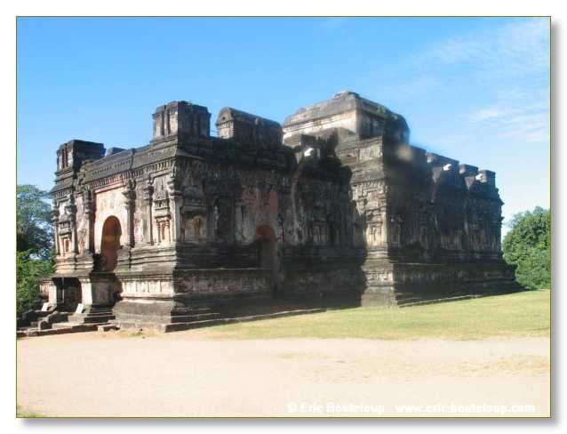 220_Sri_Lanka_2003_03