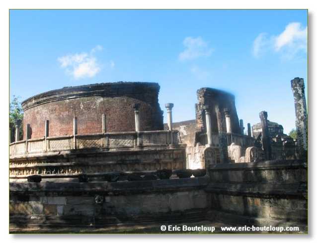 223_Sri_Lanka_2003_03