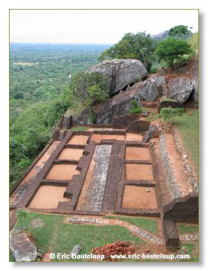 245_Sri_Lanka_2003_03