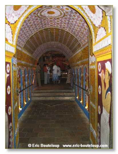 270_Sri_Lanka_2003_03