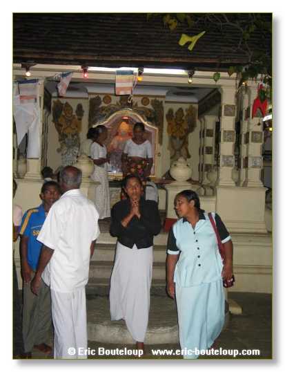 276_Sri_Lanka_2003_03