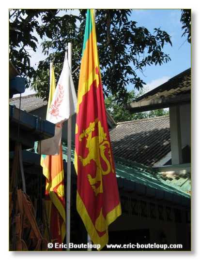 290_Sri_Lanka_2003_03