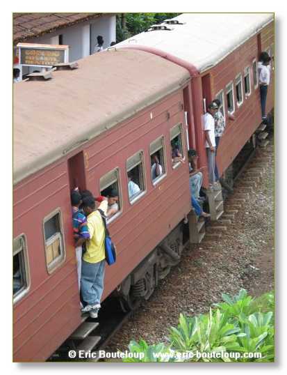 351_Sri_Lanka_2003_03