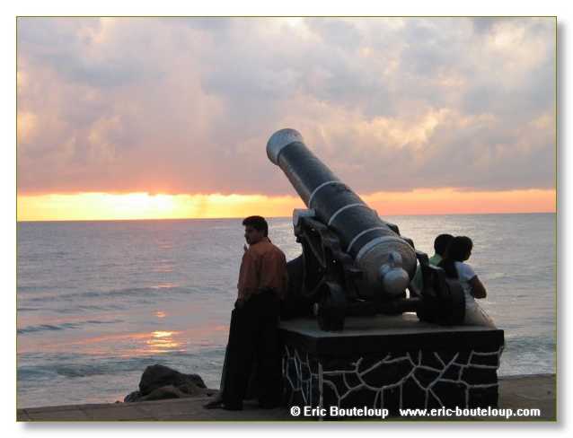 408_Sri_Lanka_2003_03